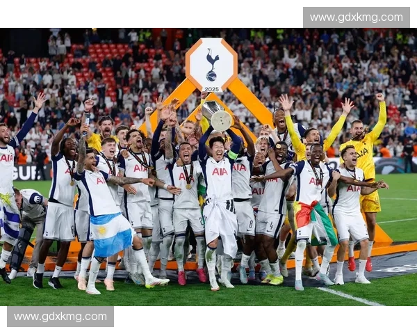 欧联杯历届冠军回顾与解析 各大豪门争霸历史一览